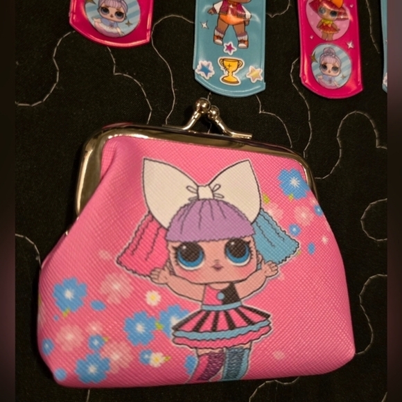 LOL Surprise Bundle. Stickers, lip gloss, slap bracelets, folders, coin purse - Picture 10 of 10